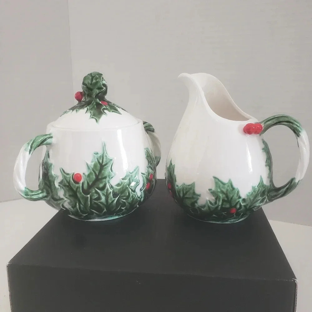 Vintage Lefton White/Green/Red Holly  Berry Holiday Creamer/Sugar bowl.